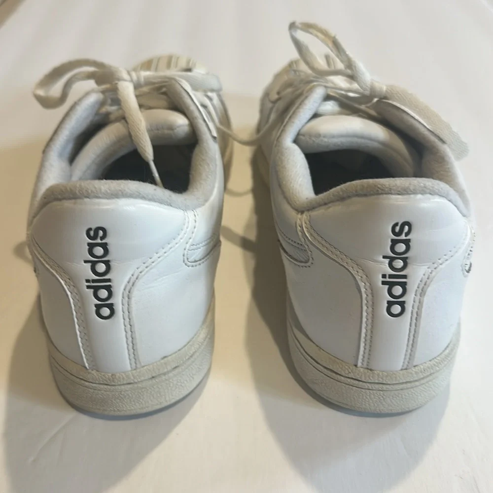 White Adidas Shoes leather sneakers laced slim side black lines PWC681001size 9